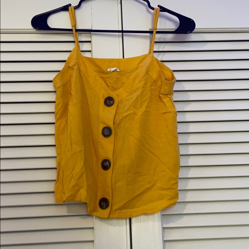 yellow garage tank